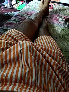 pinklips72 online show from October 13, 2025, 6:04 am