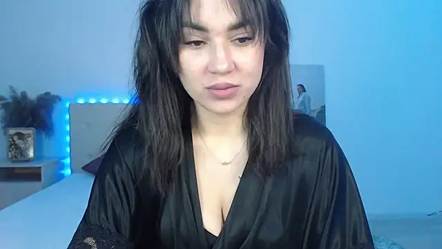 RoxannePure online show from December 5, 2025, 3:49 am