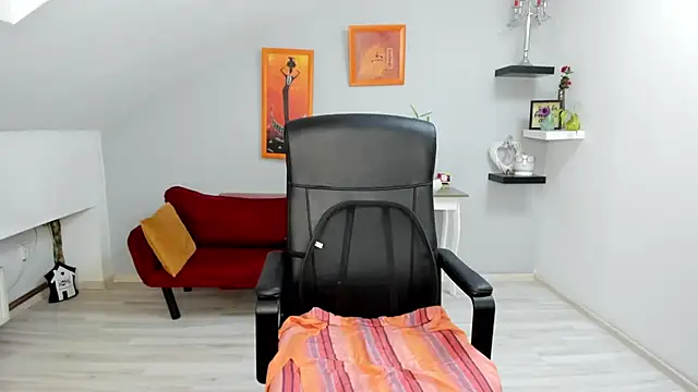 Snapshot of LollaGirl chatting on September 27, 2025, 1:12 am LollaGirl online show from September 27, 2025, 1:12 am