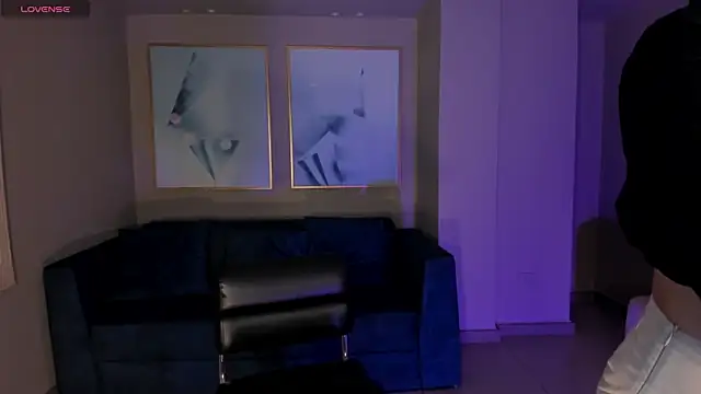 EveBensonX online show from March 23, 2026, 8:08 pm