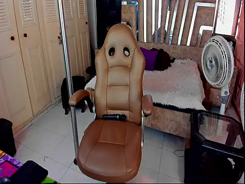 Snapshot of cute_sassy chatting on September 9, 2025, 4:49 pm cute sassy online show from September 9, 2025, 4:49 pm