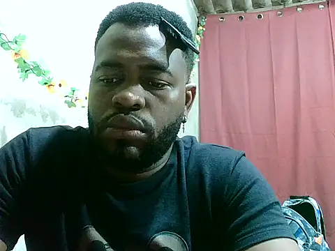 2ocmaxi online show from October 5, 2025, 3:14 pm