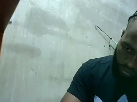 2ocmaxi online show from February 5, 2025, 6:15 pm