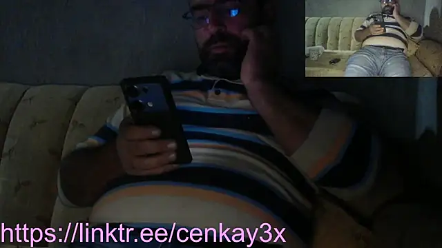 Snapshot of masculine_bear_daddy chatting on October 21, 2025, 3:33 pm masculine bear daddy online show from October 21, 2025, 3:33 pm