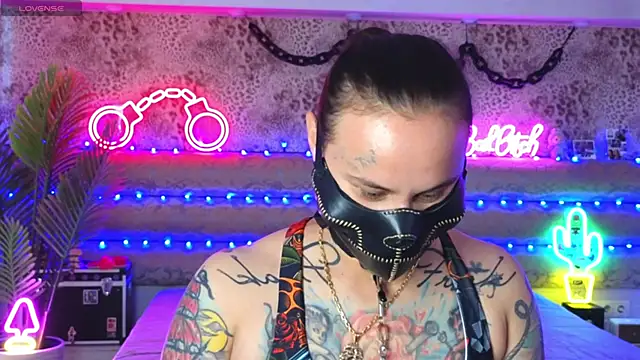Cool Freak  online show from June 27, 2026, 12:22 pm