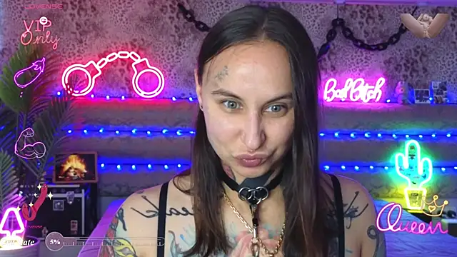 Cool Freak  online show from July 25, 2026, 10:22 am
