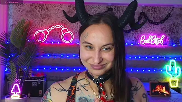 Cool Freak  online show from July 11, 2026, 10:15 am