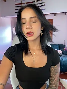 Ale Lewis online show from September 26, 2025, 9:10 pm