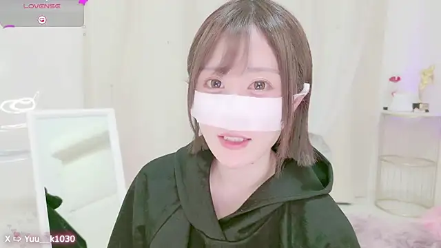 Yuu  k online show from December 27, 2024, 2:01 pm