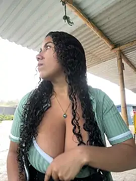 serena willow online show from January 13, 2026, 1:04 pm