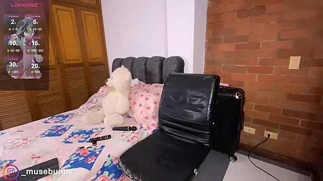 Snapshot of Daddysweeeetbody chatting on November 29, 2025, 2:55 am Daddysweeeetbody online show from November 29, 2025, 2:55 am