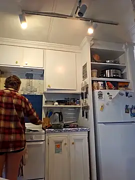 Snapshot of mossy_kiss chatting on March 16, 2025, 2:22 pm mossy kiss online show from March 16, 2025, 2:22 pm