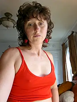 mossy kiss online show from December 2, 2025, 8:32 pm