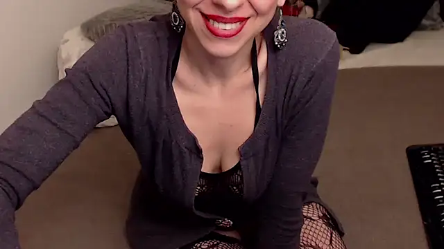 Snapshot of AylyneRichards chatting on February 25, 2025, 8:53 pm AylyneRichards online show from February 25, 2025, 8:53 pm