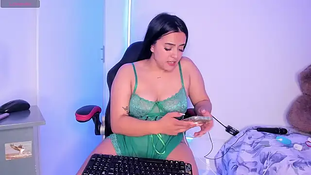 Snapshot of Anddy_Vega chatting on January 24, 2025, 12:42 am Anddy Vega online show from January 24, 2025, 12:42 am