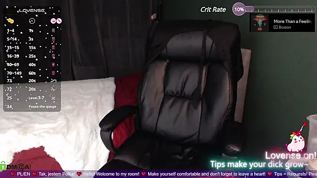 strawberry muffin online show from February 18, 2025, 6:58 pm