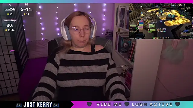 Snapshot of JustKerry chatting on September 16, 2025, 8:37 am JustKerry online show from September 16, 2025, 8:37 am