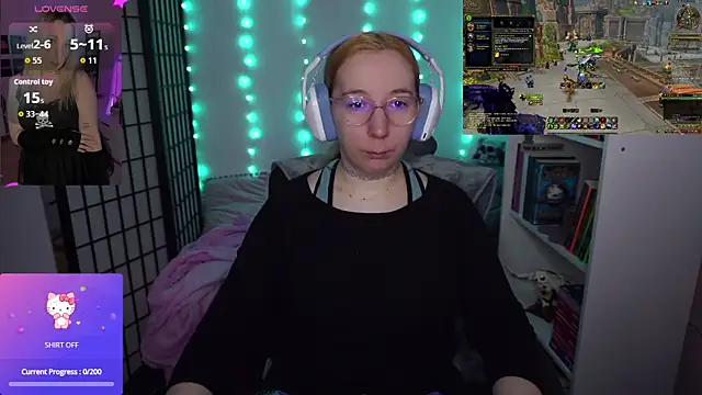 Snapshot of JustKerry chatting on October 6, 2025, 8:04 am JustKerry online show from October 6, 2025, 8:04 am