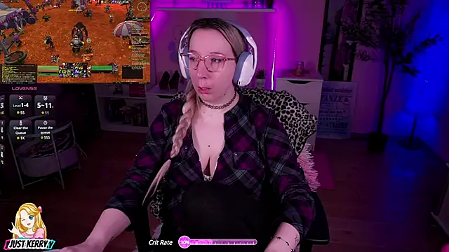 Snapshot of JustKerry chatting on February 5, 2025, 9:25 am JustKerry online show from February 5, 2025, 9:25 am