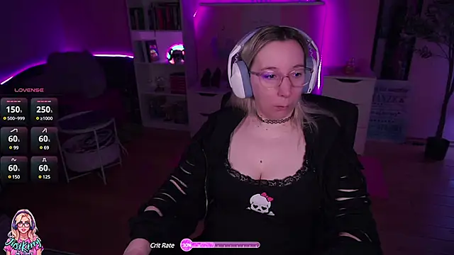 Snapshot of JustKerry chatting on February 13, 2025, 9:09 am JustKerry online show from February 13, 2025, 9:09 am