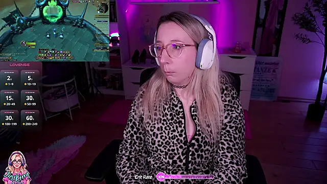 Snapshot of JustKerry chatting on February 24, 2025, 12:37 pm JustKerry online show from February 24, 2025, 12:37 pm