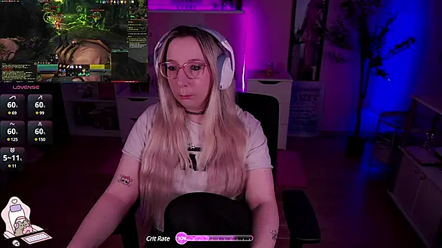 Snapshot of JustKerry chatting on January 24, 2025, 8:34 am JustKerry online show from January 24, 2025, 8:34 am