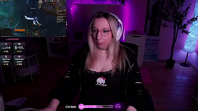 Snapshot of JustKerry chatting on February 11, 2025, 9:41 am JustKerry online show from February 11, 2025, 9:41 am