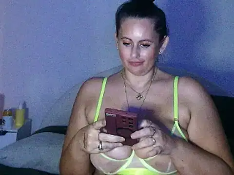 Tashmoss online show from January 9, 2025, 4:17 pm