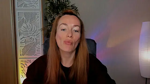Snapshot of RebeccaMartinez chatting on May 3, 2026, 7:35 am RebeccaMartinez online show from May 3, 2026, 7:35 am
