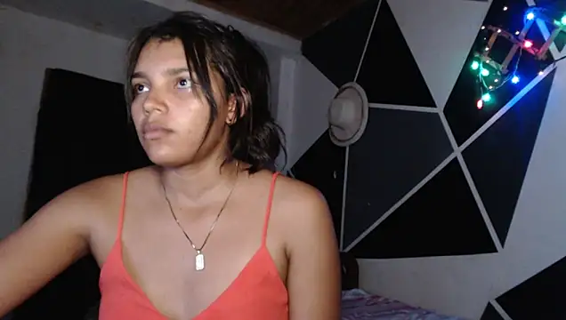Snapshot of emilyharber chatting on June 2, 2026, 8:20 pm emilyharber online show from June 2, 2026, 8:20 pm