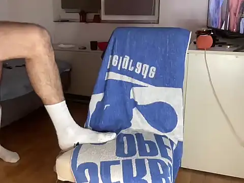 alejandrobgxh online show from December 20, 2025, 7:17 pm