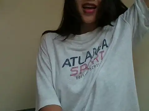 smiling4u  online show from May 29, 2026, 7:03 am