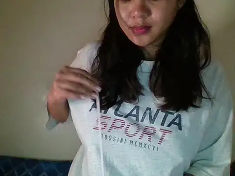  smiling4u  online show from March 23, 2026, 12:38 pm