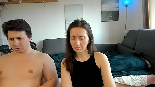 PollyFlame online show from March 12, 2025, 10:26 am