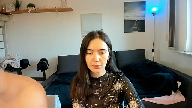 PollyFlame online show from March 19, 2025, 6:46 am