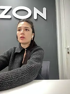 Snapshot of Sweet_Lollypop chatting on March 12, 2025, 4:56 pm Sweet Lollypop online show from March 12, 2025, 4:56 pm