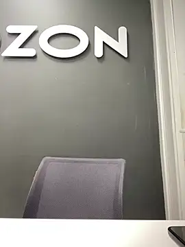 Snapshot of Sweet_Lollypop chatting on January 31, 2025, 6:24 am Sweet Lollypop online show from January 31, 2025, 6:24 am