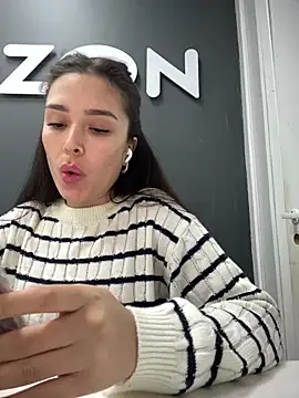 Snapshot of Sweet_Lollypop chatting on January 26, 2025, 7:10 am Sweet Lollypop online show from January 26, 2025, 7:10 am