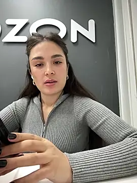 Snapshot of Sweet_Lollypop chatting on January 30, 2025, 4:34 pm Sweet Lollypop online show from January 30, 2025, 4:34 pm