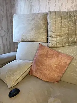 Liamiler01  online show from March 1, 2026, 12:27 pm