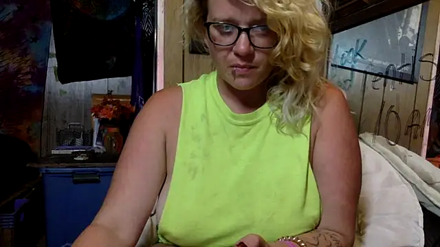 TrashleyRosebud online show from July 10, 2026, 9:31 am