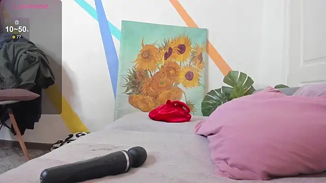 nymphobaby online show from April 9, 2026, 12:11 pm