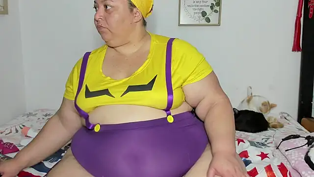 Snapshot of MANDY_GIRL_BBW chatting on September 13, 2025, 9:31 am MANDY GIRL BBW online show from September 13, 2025, 9:31 am