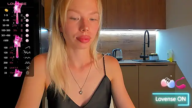 Olivia Bells online show from September 8, 2025, 10:09 pm