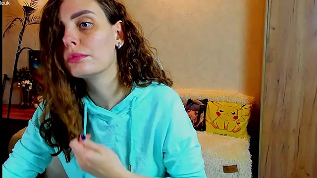 mia grantes online show from November 2, 2025, 5:51 pm