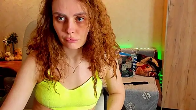 mia grantes online show from February 9, 2025, 9:06 pm