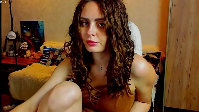 mia grantes online show from October 18, 2025, 10:12 pm