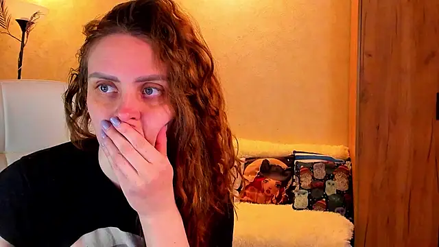 mia grantes online show from March 21, 2025, 6:18 pm