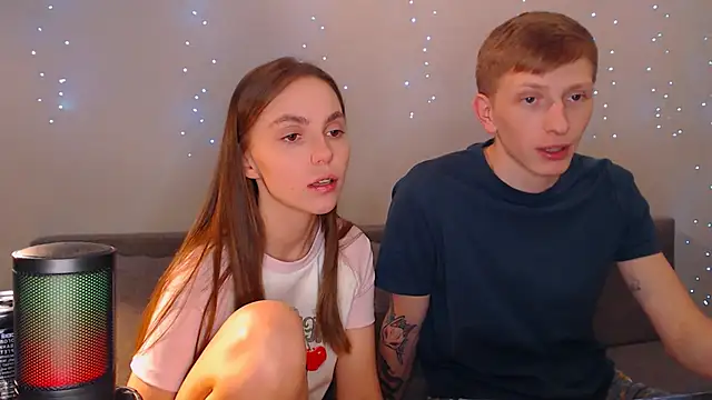 juliaanddima online show from March 10, 2025, 12:28 am