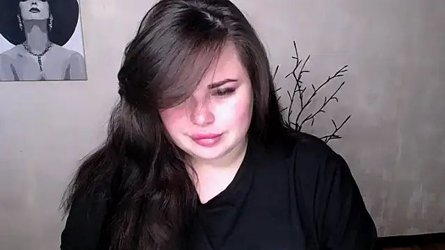 Snapshot of Emily_Mo chatting on September 19, 2025, 5:11 am Emily Mo online show from September 19, 2025, 5:11 am